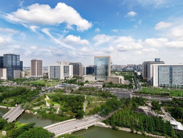 盐城新能源技术先锋,推动绿色能源,塑造未来能源格局